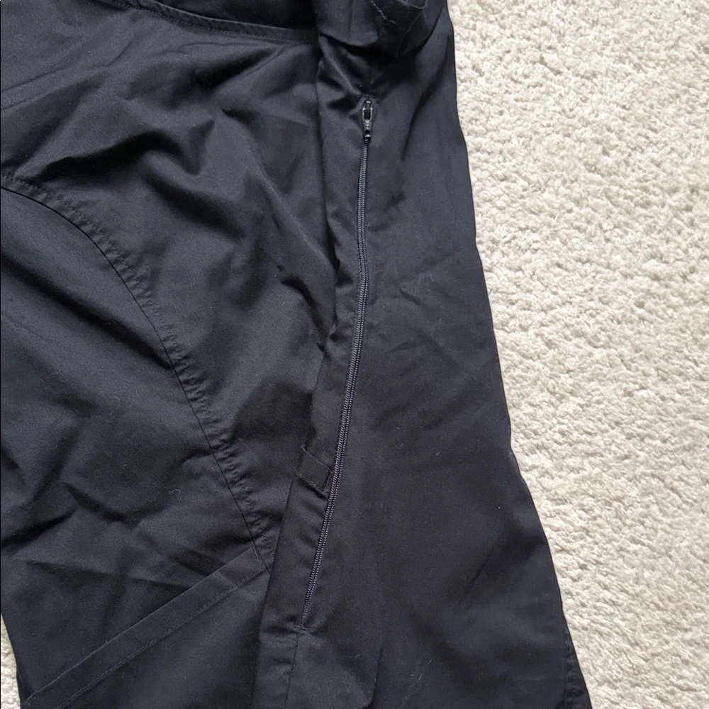 Jaanuu Black scrub set. 2 tops/1 pant - Picture 7 of 8